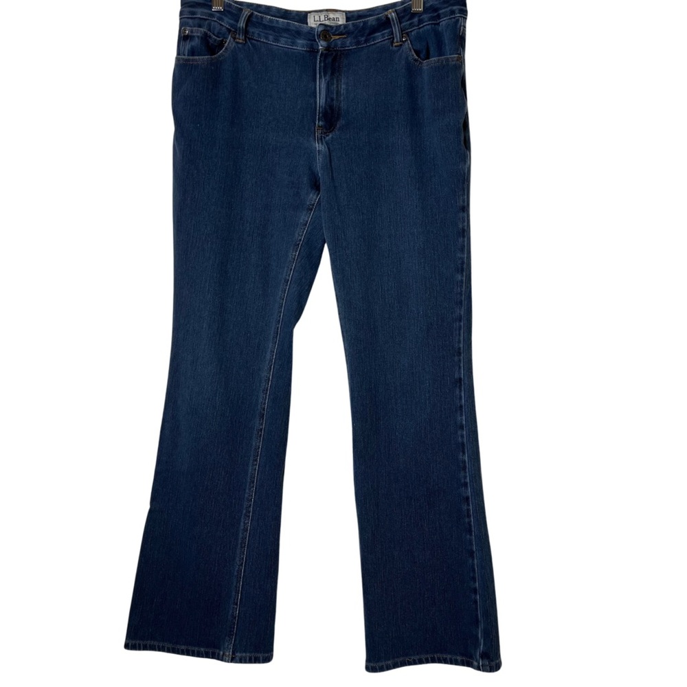 L.L. Bean Jeans Mid Rise Women's Favorite Fit Denim Classic Straight Leg Size 12